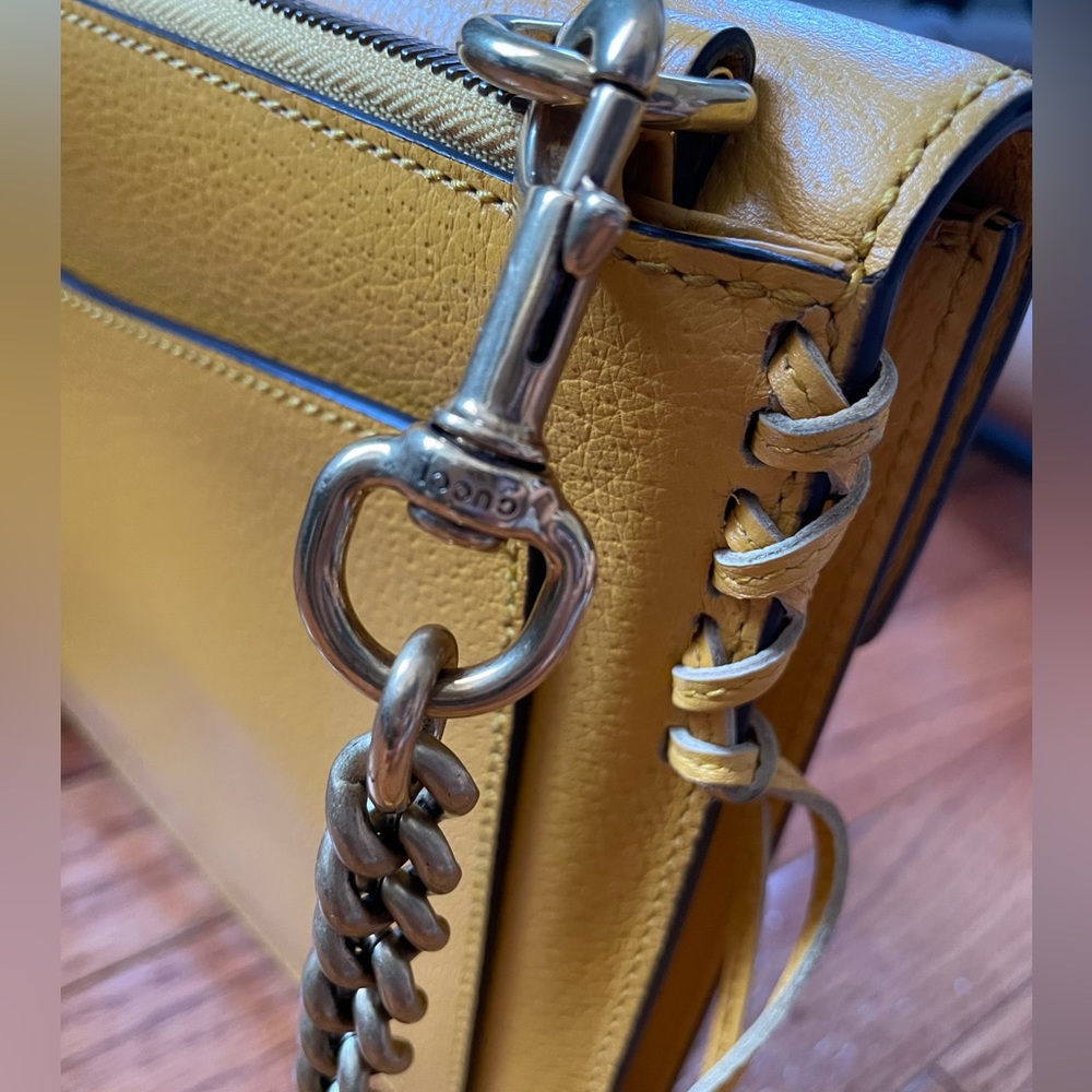 Gucci Animalier Yellow Shoulder Bag - Picture 4 of 15